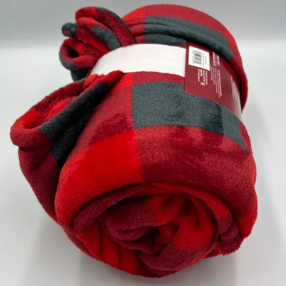 Wondershop Plush Throw Blanket Unisex 50x60 Red New Buffalo Plaid 067-10-2430